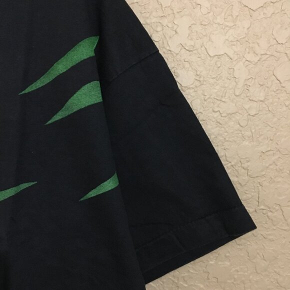 Hunter X Hunter Gon Freecss Neferpitou T-Shirt Large (Tag XL) All Over Print AOP - Picture 2 of 6